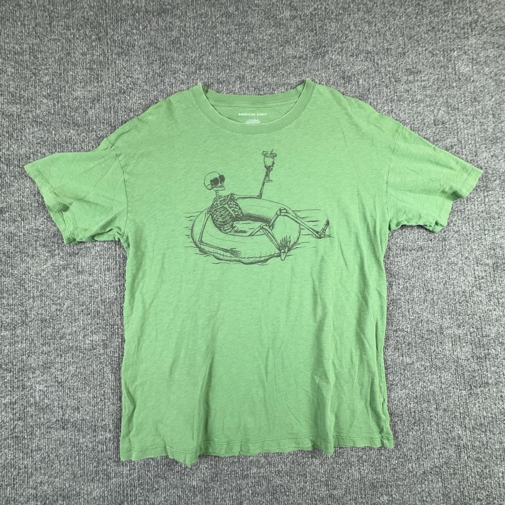 American Eagle Outfitters Shirt Mens Small Green Skeleton Beach Graphic Tee